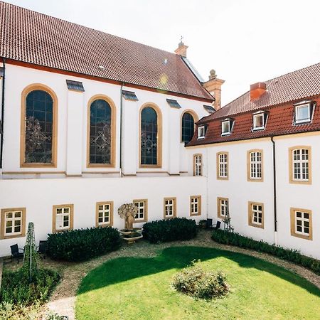 ホテル Bildungs- Und Tagungshaus Liborianum パーダーボルン エクステリア 写真